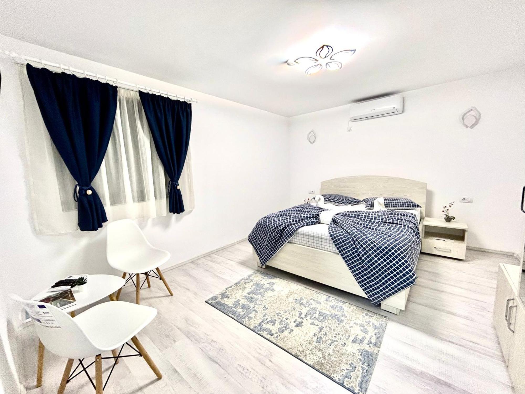 Hotel Casa Munteanu Mila Douăzeci şi Trei Esterno foto